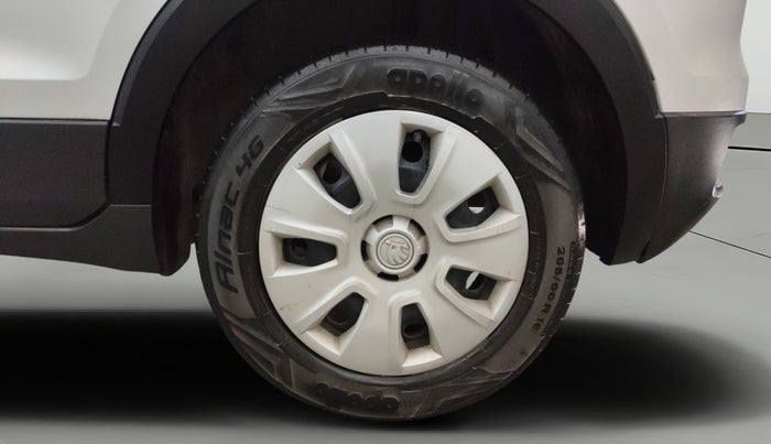 2022 Skoda KUSHAQ ACTIVE 1.0L TSI MT, Petrol, Manual, 43,205 km, Left Rear Wheel