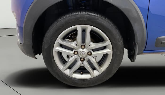 2022 Renault TRIBER RXZ, Petrol, Manual, 37,527 km, Left Front Wheel