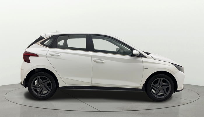2021 Hyundai NEW I20 SPORTZ 1.2 AT, Petrol, Automatic, 29,489 km, Right Side View