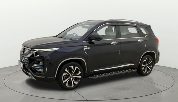 2023 MG HECTOR SAVVY PRO 1.5 TURBO CVT PETROL, Petrol, Automatic, 16,486 km, Left Front Diagonal