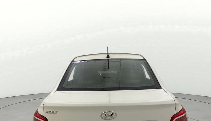 2015 Hyundai Xcent SX 1.2 (O), CNG, Manual, 1,15,519 km, Rear Windshield