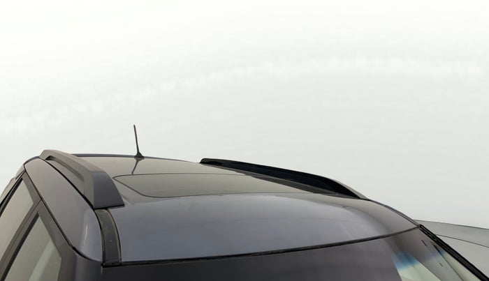 2024 Mahindra XUV 3XO AX5 1.2 L TCMPFi, Petrol, Manual, 27,203 km, Roof