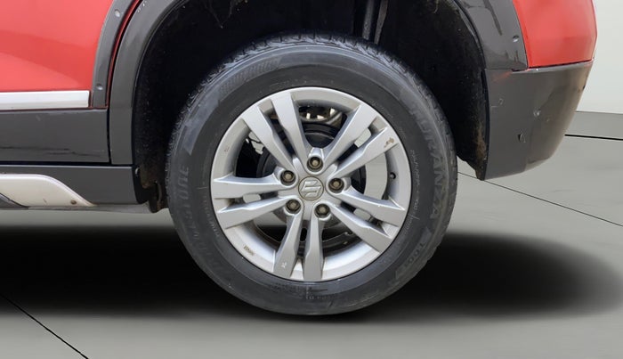 2017 Maruti Vitara Brezza ZDI, Diesel, Manual, 1,39,659 km, Left Rear Wheel