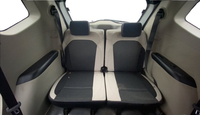 2021 Renault TRIBER RXZ AMT, Petrol, Automatic, 40,183 km, Third Seat Row ( optional )