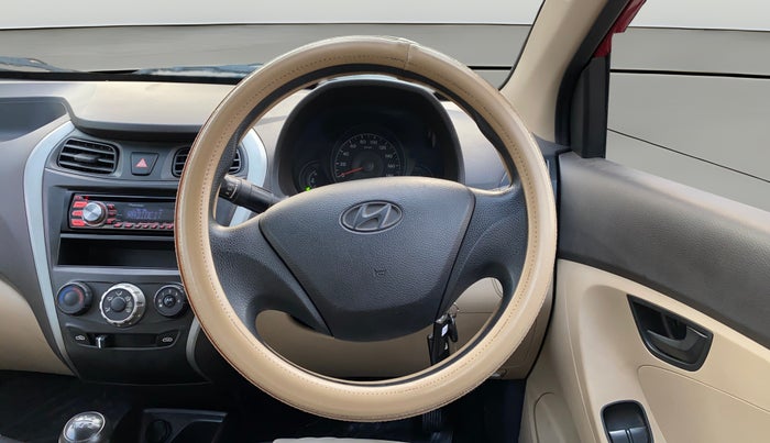 2015 Hyundai Eon ERA +, Petrol, Manual, 42,818 km, Steering Wheel Close Up