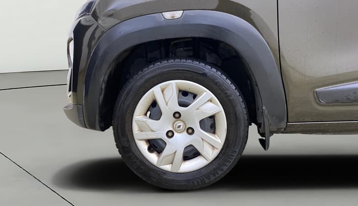 2021 Renault Kwid RXT 1.0 AMT (O), Petrol, Automatic, 37,013 km, Left Front Wheel