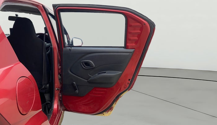 2017 Datsun Redi Go T (O), Petrol, Manual, 35,209 km, RHS Rear Door