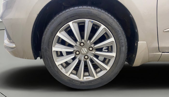 2019 Maruti Ciaz ALPHA 1.5 SHVS PETROL, Petrol, Manual, 31,620 km, Left Front Wheel