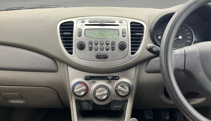 2015 Hyundai i10 SPORTZ 1.1, Petrol, Manual, 40,596 km, Air Conditioner