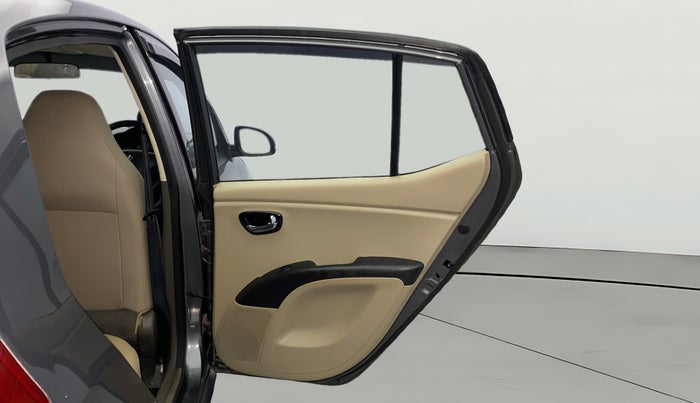 2013 Hyundai i10 MAGNA 1.2, Petrol, Manual, 1,04,654 km, RHS Rear Door