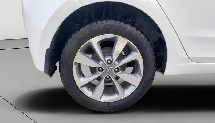 2017 Hyundai Elite i20 ASTA 1.2 DUAL TONE, Petrol, Manual, 58,548 km, Right Rear Wheel