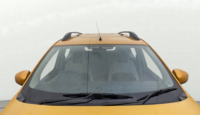 2020 Renault TRIBER RXZ AMT, Petrol, Automatic, 58,053 km, Front Windshield