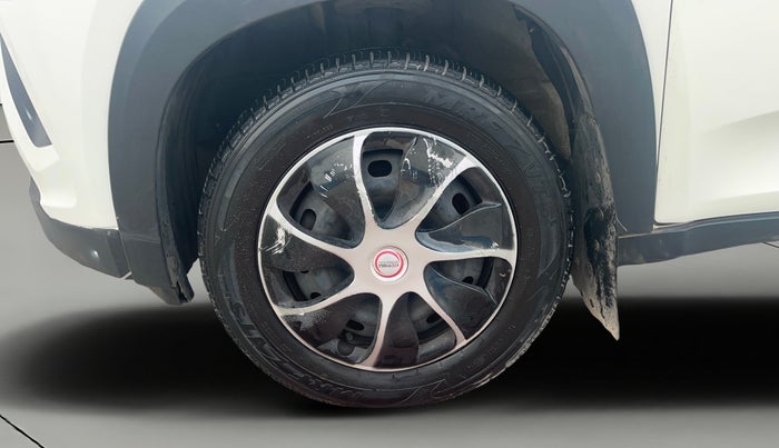 2018 Mahindra KUV 100 NXT K4+ P 6 STR, Petrol, Manual, 53,274 km, Left Front Wheel