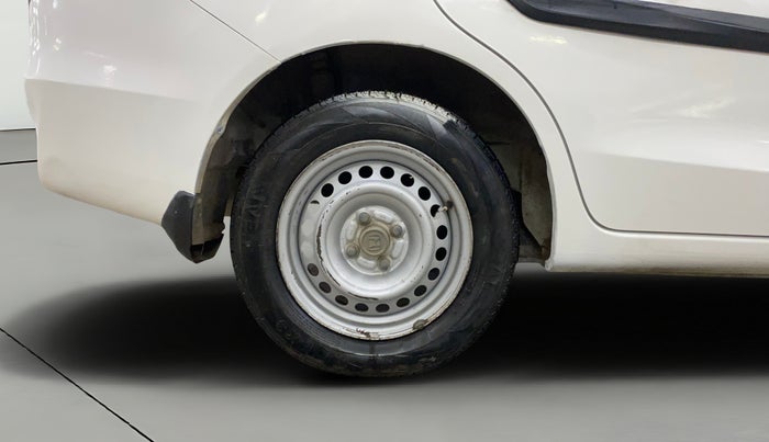 2015 Honda Amaze 1.2L I-VTEC E, Petrol, Manual, 1,45,917 km, Right Rear Wheel