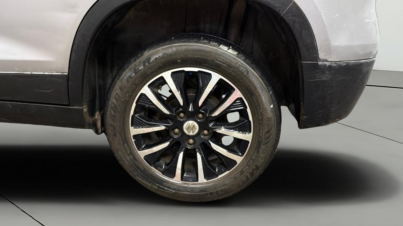 2021 Maruti Vitara Brezza LXI, Petrol, Manual, 22,583 km, Left Rear Wheel
