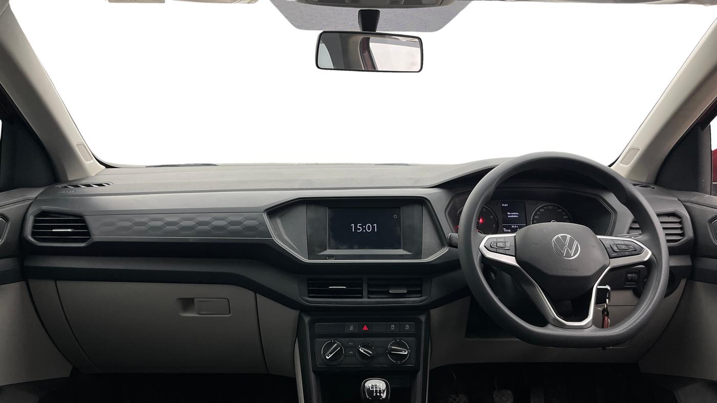 2024 Volkswagen TAIGUN COMFORTLINE 1.0 TSI MT, Petrol, Manual, 15,899 km, Dashboard