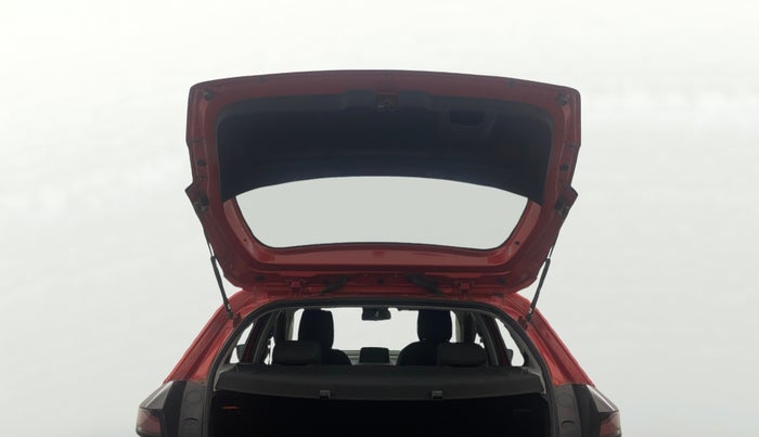 2021 Tata ALTROZ XZ PETROL, Petrol, Manual, 31,006 km, Boot Door Open