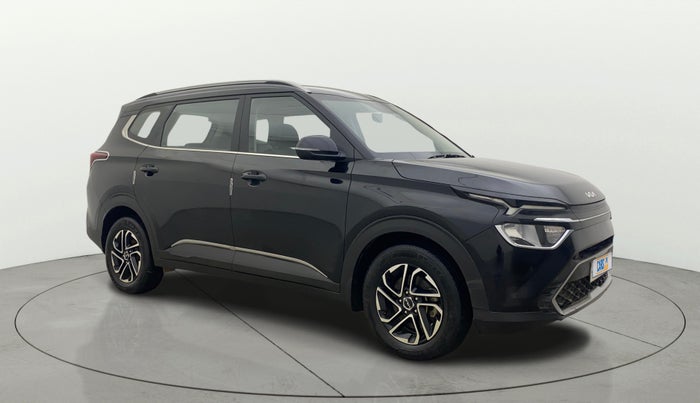 2022 KIA CARENS PRESTIGE PLUS 1.4 PETROL 7 STR, Petrol, Manual, 37,844 km, Right Front Diagonal