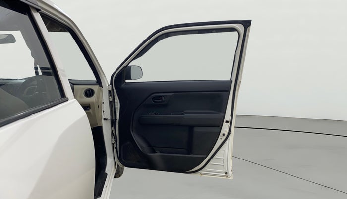 2021 Maruti New Wagon-R LXI CNG 1.0, CNG, Manual, 88,917 km, RHS Front Door