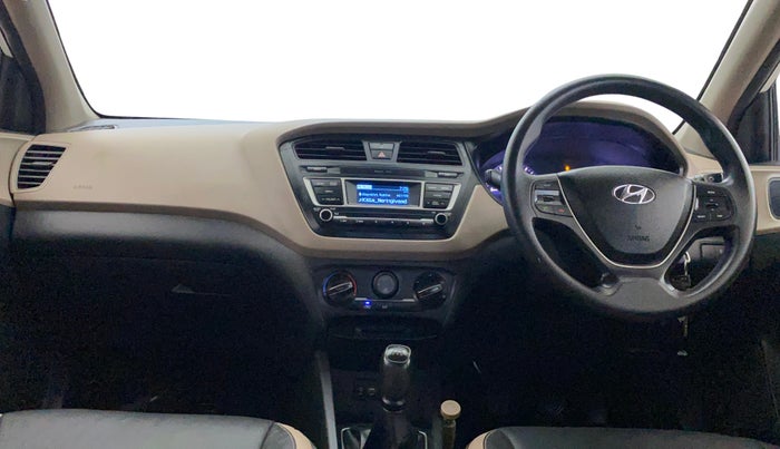 2016 Hyundai Elite i20 MAGNA 1.2, Petrol, Manual, 57,965 km, Dashboard