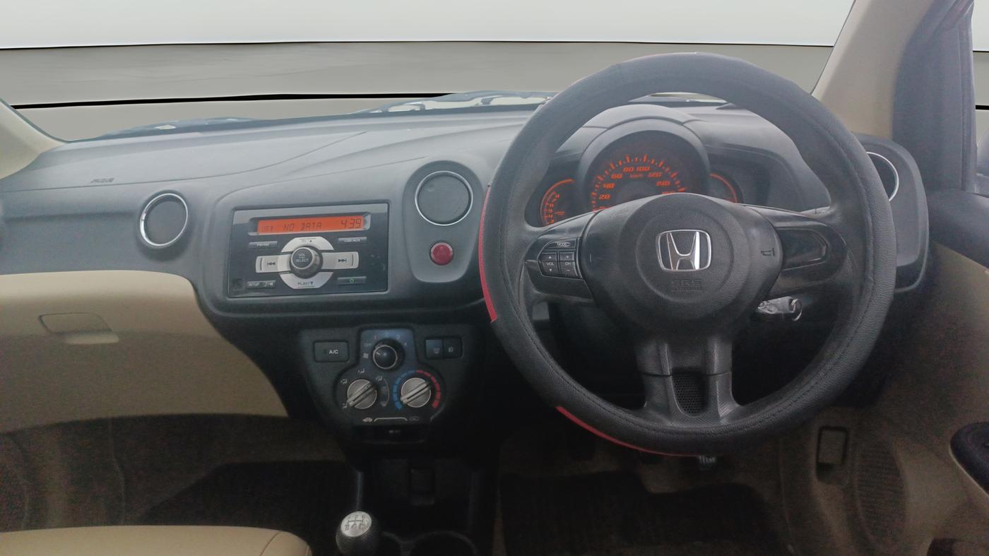 2014 Honda Amaze 1.2L I-VTEC VX, Petrol, Manual, 1,22,664 km, Steering Wheel Close Up