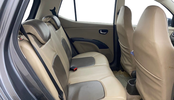 2013 Hyundai i10 SPORTZ 1.2, Petrol, Manual, 38,037 km, Right Side Rear Door Cabin