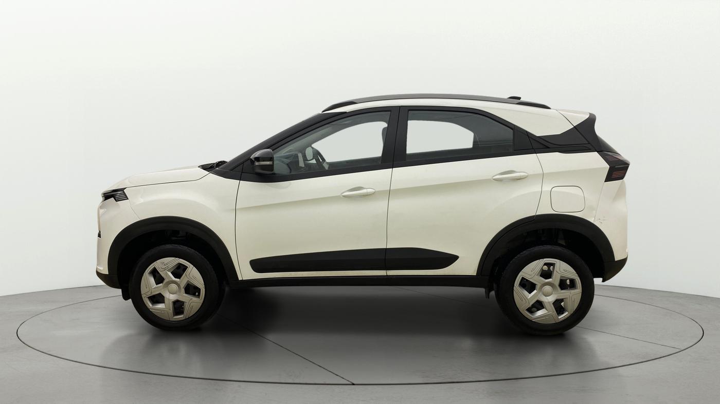 2025 Tata NEXON Pure Plus 1.2 Petrol 6MT, Petrol, Manual, 3,221 km, Left Side