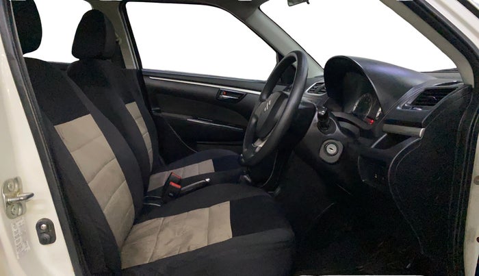 2016 Maruti Swift VXI, Petrol, Manual, 94,556 km, Right Side Front Door Cabin
