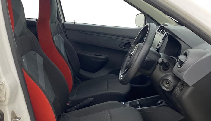 2022 Renault Kwid RXT 1.0 AMT (O), Petrol, Automatic, 54,878 km, Right Side Front Door Cabin