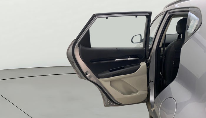 2022 KIA SONET HTX 1.0 IMT, Petrol, Manual, 79,993 km, LHS Rear Door