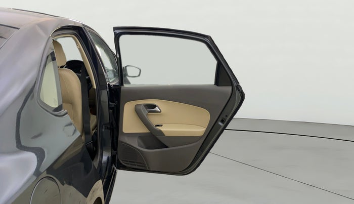 2015 Volkswagen Vento 1.2 TSI HIGHLINE PLUS AT, Petrol, Automatic, 47,203 km, RHS Rear Door