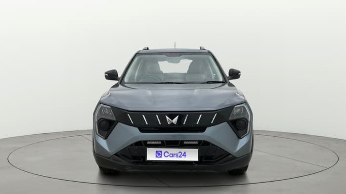 2024 Mahindra XUV 3XO MX3 1.2 L TCMPFi, Petrol, Manual, 81,400 km, Front
