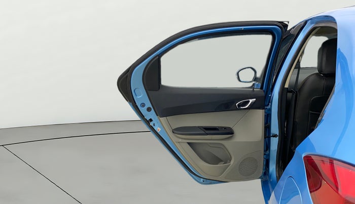 2016 Tata Tiago XZ PETROL, Petrol, Manual, 37,280 km, LHS Rear Door