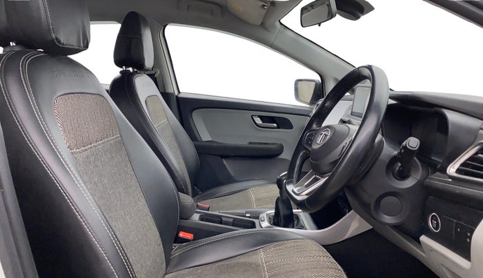 2021 Tata ALTROZ XZ PETROL, Petrol, Manual, 38,054 km, Right Side Front Door Cabin