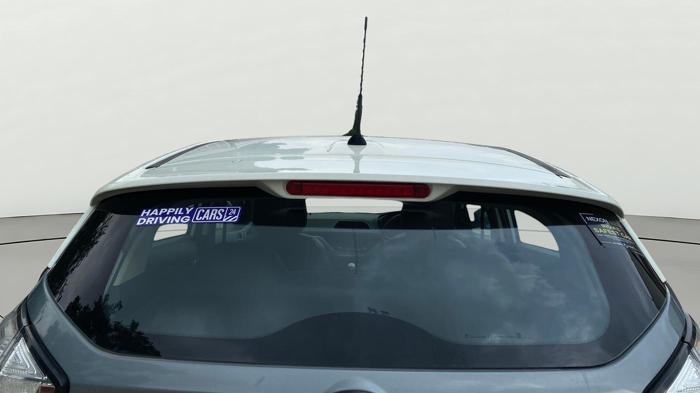 2019 Tata NEXON XM PETROL, Petrol, Manual, 11,124 km, Rear Windshield