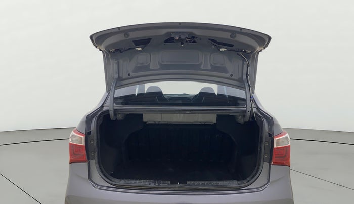 2017 Hyundai Xcent SX 1.2, Petrol, Manual, 76,164 km, Boot Door Open