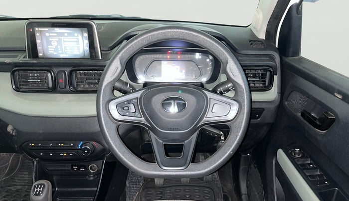 2025 Tata PUNCH Adventure Plus, Petrol, Manual, 17,183 km, Steering Wheel Close Up