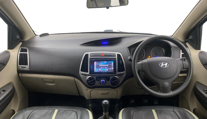 2013 Hyundai i20 MAGNA 1.2, Petrol, Manual, 33,491 km, Dashboard