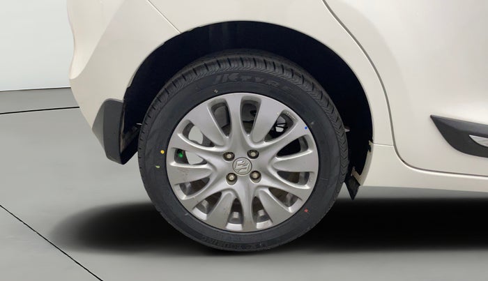 2017 Maruti Baleno ZETA PETROL 1.2, Petrol, Manual, 1,13,433 km, Right Rear Wheel