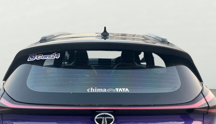 2023 Tata NEXON FEARLESS PURPLE + SUNROOF DUAL TONE 1.2 PETROL, Petrol, Manual, 28,568 km, Rear Windshield