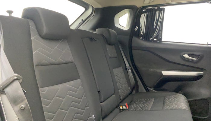 2021 Nissan MAGNITE XV PREMIUM TURBO (O), Petrol, Manual, 86,442 km, Right Side Rear Door Cabin