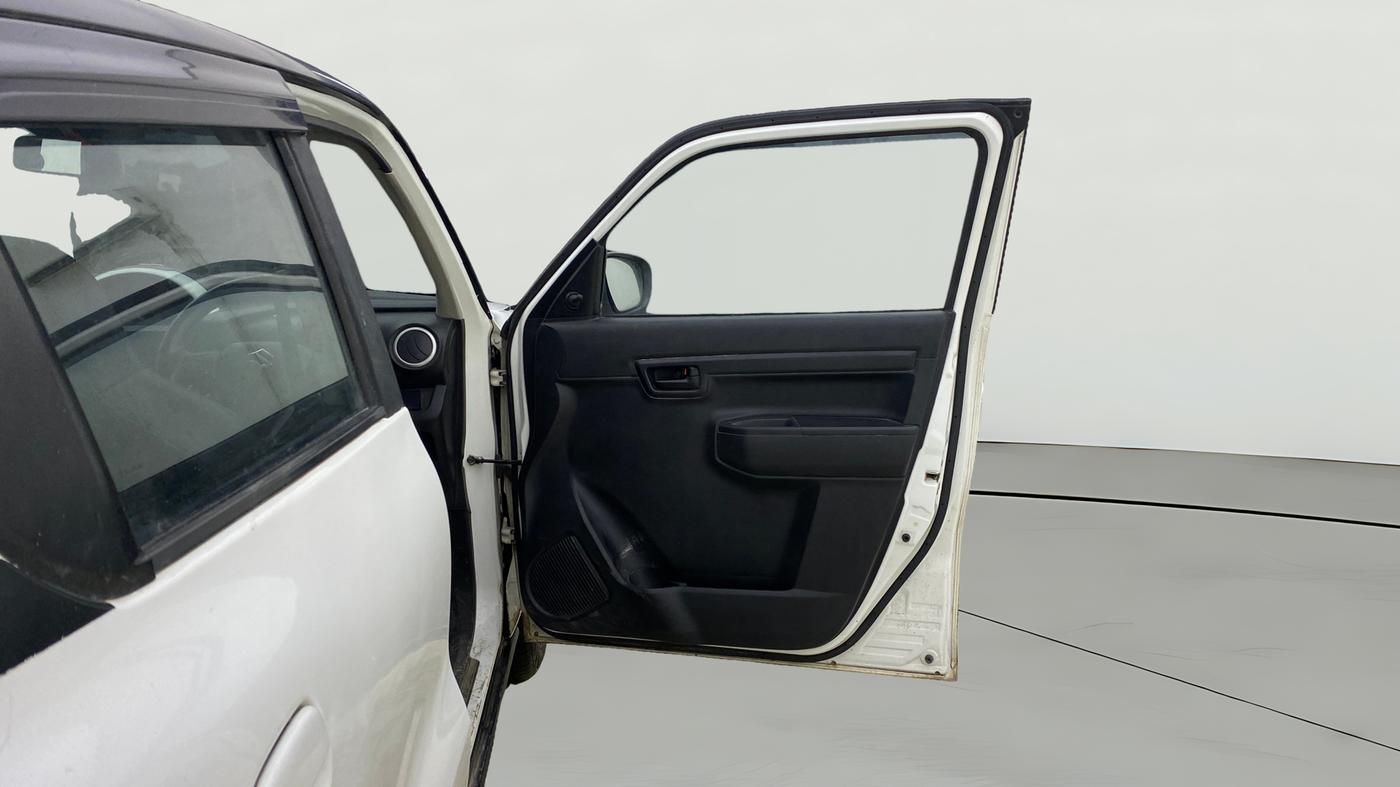 2021 Maruti S PRESSO VXI+, Petrol, Manual, 94,233 km, RHS Front Door