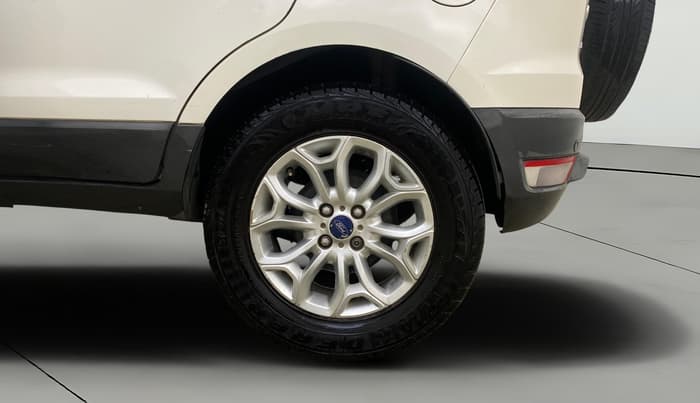 2016 Ford Ecosport TITANIUM 1.5L DIESEL, Diesel, Manual, 1,01,667 km, Left Rear Wheel