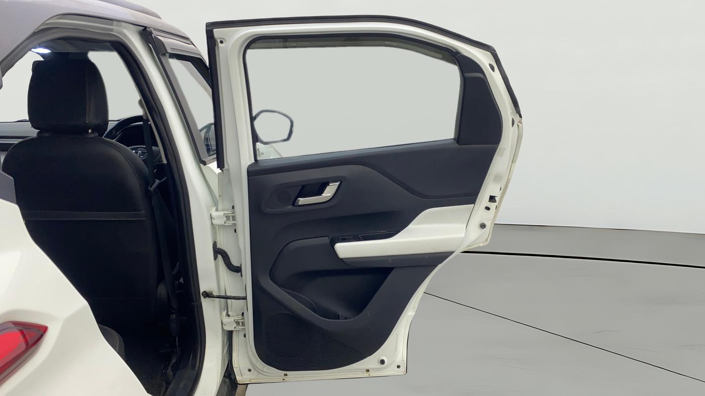 2021 Tata PUNCH CREATIVE  1.2 RTN DUAL TONE, Petrol, Manual, 37,553 km, RHS Rear Door