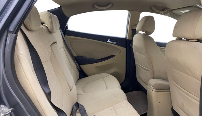 2012 Hyundai Verna FLUIDIC 1.6 VTVT SX, CNG, Manual, 99,536 km, Right Side Rear Door Cabin