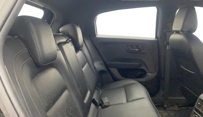 2022 Tata ALTROZ XZ PLUS PETROL DARK EDITION, Petrol, Manual, 80,230 km, Right Side Rear Door Cabin