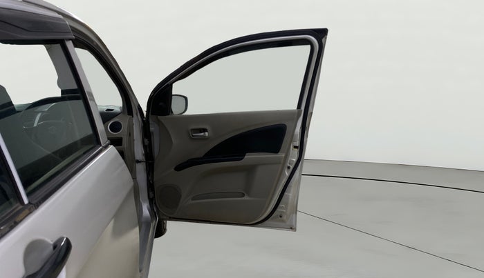 2014 Maruti Celerio VXI CNG, CNG, Manual, 98,947 km, RHS Front Door