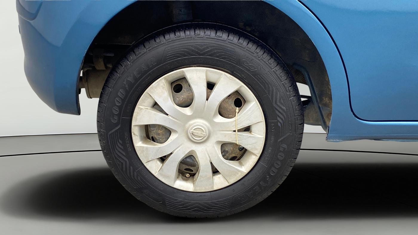 2015 Nissan Micra Active XV, Petrol, Manual, 67,227 km, Right Rear Wheel