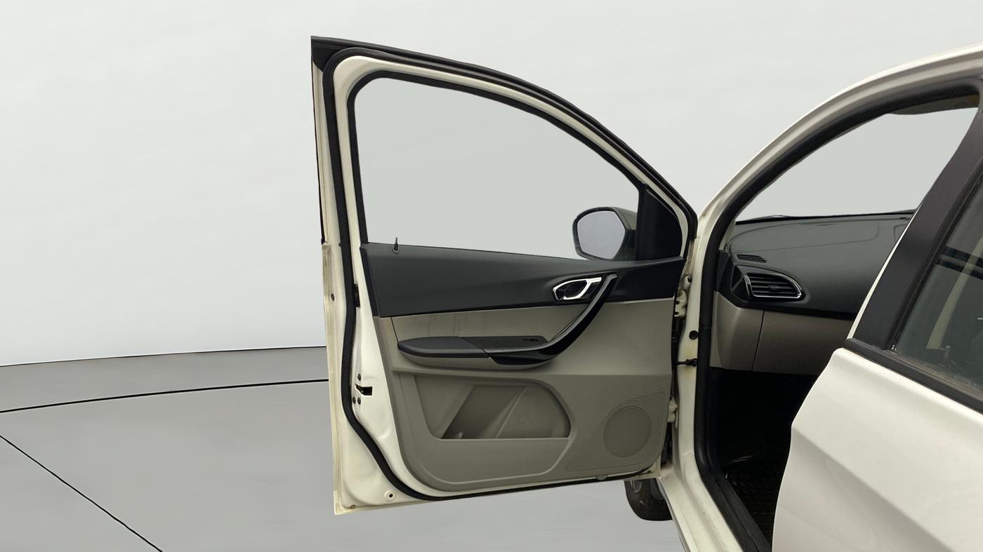 2019 Tata Tiago XZ PLUS PETROL, Petrol, Manual, 60,058 km, LHS Front Door