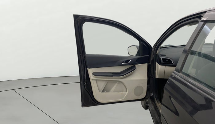 2022 Tata Tiago XZ PLUS CNG, CNG, Manual, 34,427 km, LHS Front Door